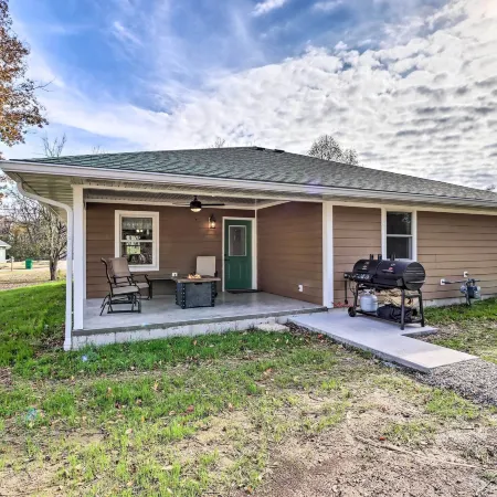 Brand New Cotter Home, Walk to Trout Fishing!