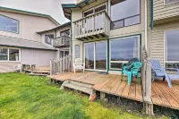 Sanderling Sea Cottages, Unit 2 Walk to Coast! Hotels in Waldport