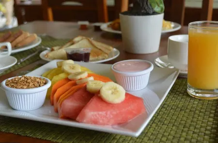 Arenal Roca Suites Отели рядом с достопримечательностью «Tabacon Hot Springs»