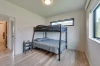 Quiet Alpine Hideaway w/ Panoramic Mountain Views! - Homestays