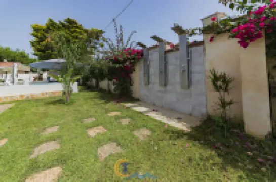 Villa Leonardo San Foca - Room, Pool & Restaurant