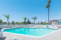 Motel 6 Bakersfield, CA - Central - Pet friendly