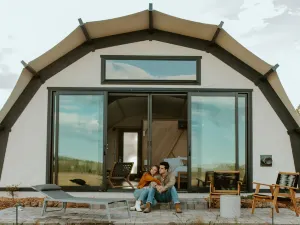 Backland Glamping Resort