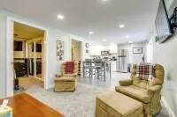 Worcester Apt w/ Lake Access: Close to Colleges!