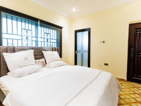 Bawuah Royal Apartments