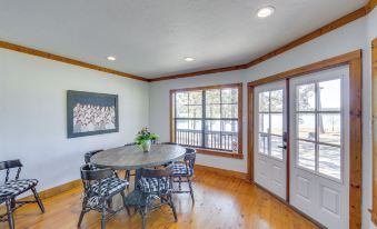 The Bird Cabin Peaceful Refuge in East Texas