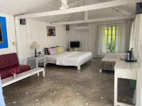 Hua Plee Lazy Beach