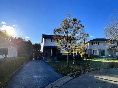 Luxury home in Oshawa