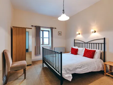 The Park Отели в г. Крейвен Армс