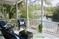 Entire Home Direct River Access Momma Marie’s