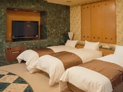 Tabist HOTEL SWEETWATER Hotels near Niji no Taki Waterfall