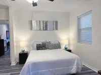 Spacious 1bed/1bth*pet friendly*free parking124A Hotels near T-Mobile
