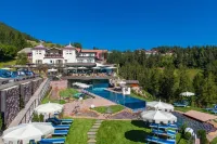 Hotel Albion Mountain Spa Resort Dolomites - Pools