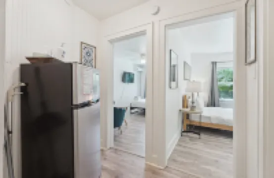 Cozy Studio with Kitchenette and Fast Wi-Fi - Inviting Arts District Haven