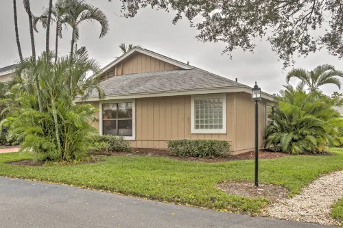 'Sand Dollar' Jenson Beach Home w/ Pool Access! - 3성급