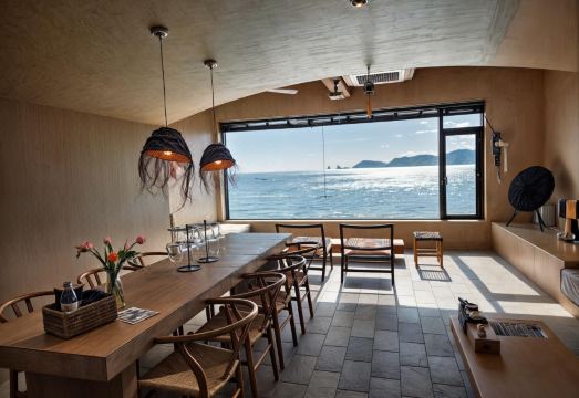 부산 반월풀빌라