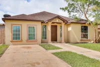 4 Mi to Dtwn Brownsville: Family Home w/ Yard! - 3-Star