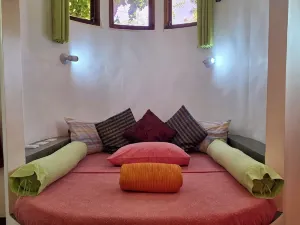 SomeWhere Else Boutique Resort