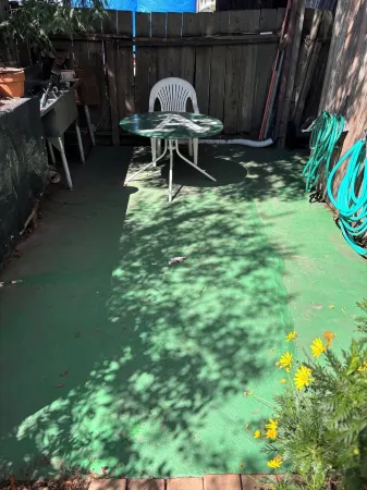 Charming baseball themed 2-story building with cable TV, wi-fi & stereo system.