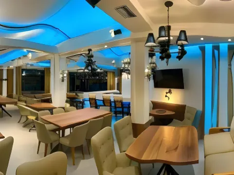 Villa Manos Hotel Отели рядом с Аэропорт Санторини