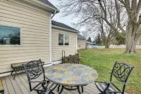 3 Blocks to Lake Ontario: Getaway in Cape Vincent! - 3-Star
