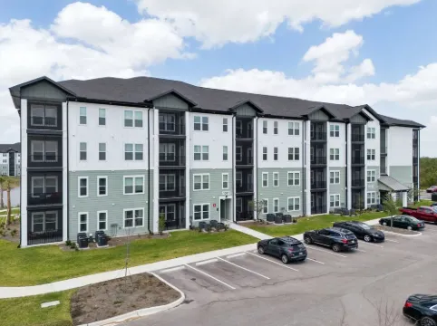 Landing Apartments Fort Myers Near Olympia Pointe