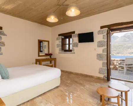 Limeni Village Hotels in Itilo