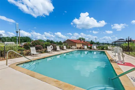 Best Western Palestine Inn Отели в г. Anderson County