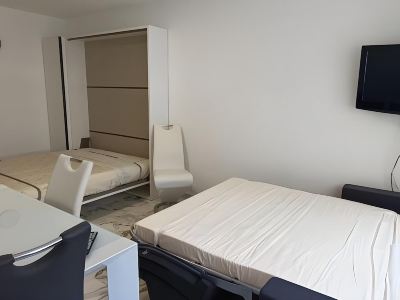 Casa Bella Vita - Beachfront studio apartment