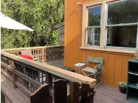 Creekside Cabin! Work Crews Welcome! Hotels in Fortuna