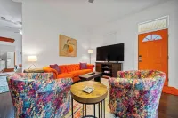 The Clementine - Walk to Restaurants, Shops, Bars in Historic Downtown!