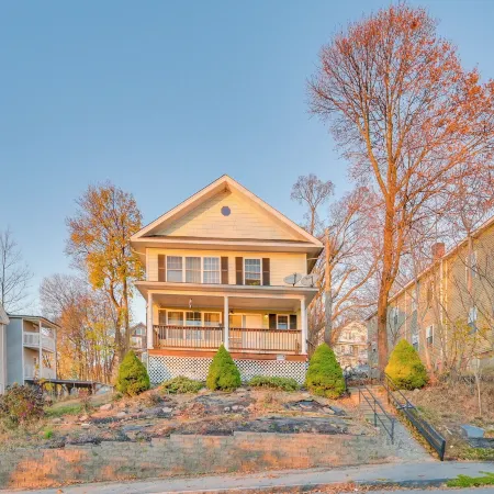 1 Mi to Downtown & Palladium: Worcester Getaway!