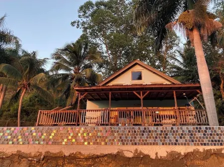 Villa Makaira at Tres Palmas Entire Villa Отели в г. Пунтас