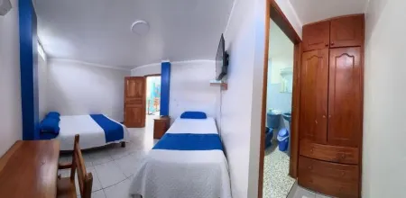 Hostal Leon Dormido Отели рядом с достопримечательностью «Cerro de las Tijeretas»