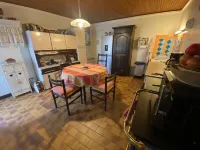 Entre Braud Saint-louis et Blaye, une Maison Comme une Parenthèse Hotels in Saint-Androny