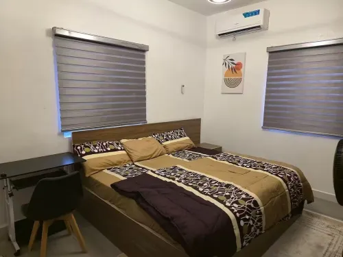 2 Bedroom 5G WIFI | Work Desk 24/7 Security Hotels in Sangotedo
