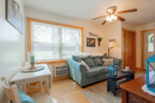 Find your Happy Place at our Country Cottage!!