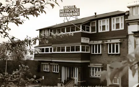The Metropole Guesthouse