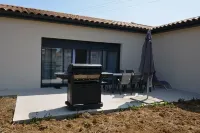 Maison Noé ( New Villa ) Spacious near the center Fully air-conditioned