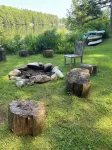 Lakefront  3-bedroom Rustic Cabin in Ryegate, VT. Pet-Friendly! Hotels in Ryegate