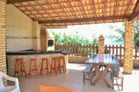 Luxurious beach house with pool, seafront terrace. 베베리베 호텔