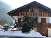 Chalet Entirely Renovated - 4 Bedrooms - Large terrace, private parking