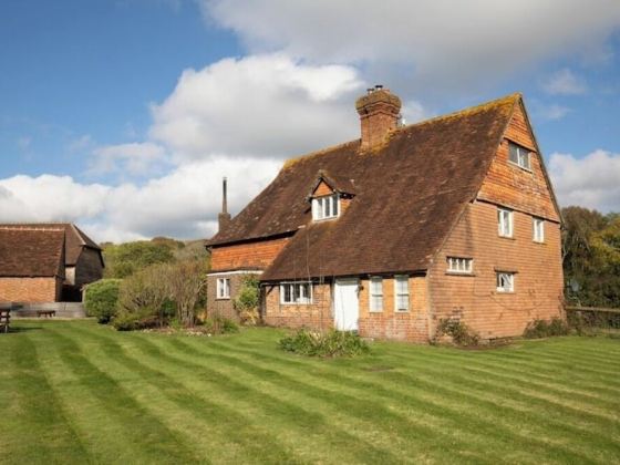 Grade 2 Listed Rural Farm House