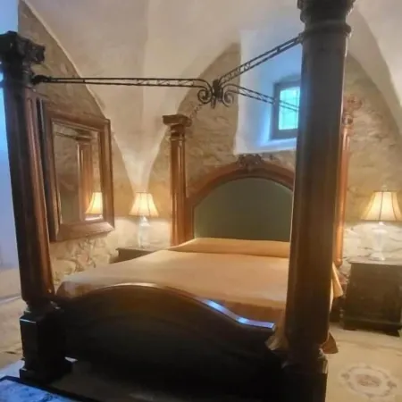 Burg Hermannstein - Kings Room