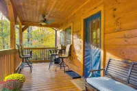 25-Acre Mountain Retreat w/ Trails, Pond, Hot Tub - Homestays