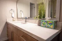 Waterfront / King Bed / Heated Pool / Tennis Court