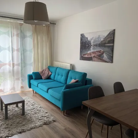 Cozy apartment with 1 bedroom and AC, WiFi in welcoming Pécs