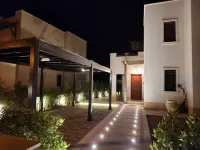 Lake view Spacious 5-bedroom villa in peaceful El Gouna - Hurghada, heated pool