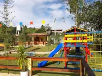 Site with chalets and wet bar Hotels in Igarata