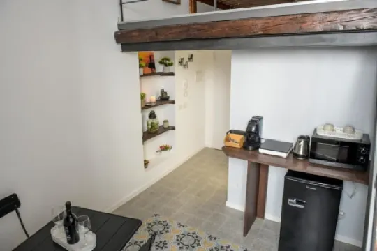 Raffaella Paola Apartment [Old Town].